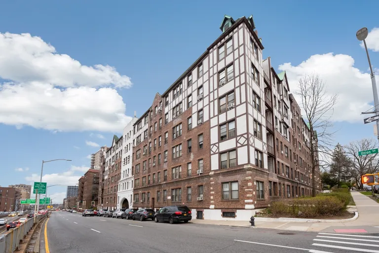 New York City Real Estate | View 117-14 Union Turnpike, AE3 | room 35 | View 36