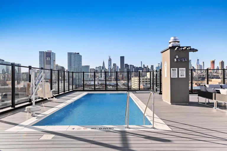 New York City Real Estate | View 11-12 44th Drive, PH4 | room 12 | View 13