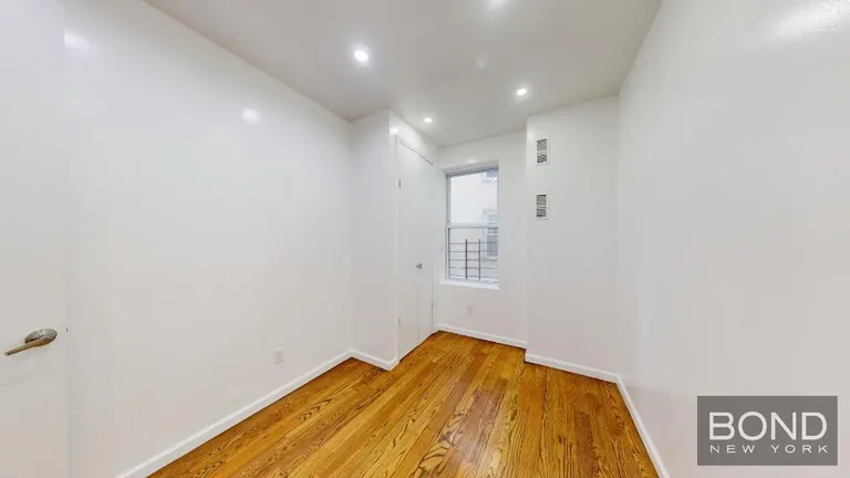 New York City Real Estate | View 1529 Dahill Road, A8 | room 3 | View 4