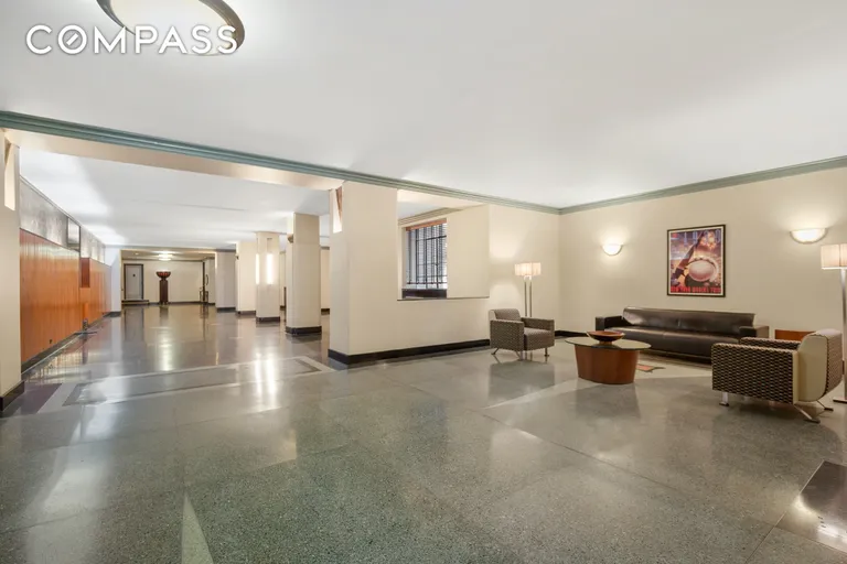 New York City Real Estate | View 720 Fort Washington Avenue, T | room 20 | View 21