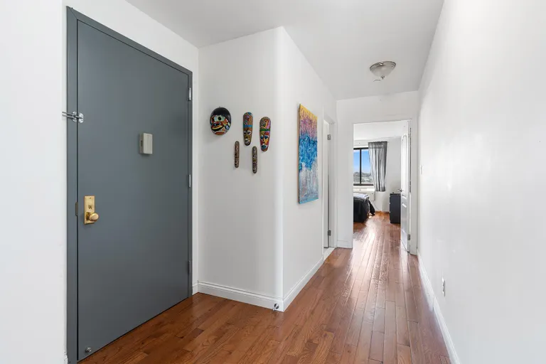 New York City Real Estate | View 70-26 Queens Boulevard, 5A | room 4 | View 5