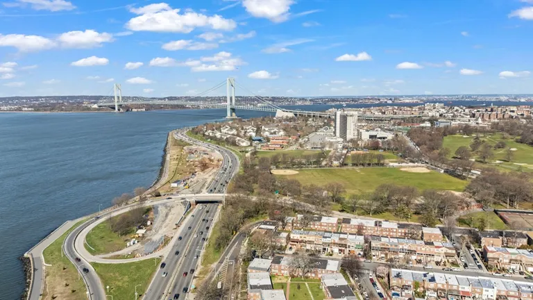 New York City Real Estate | View 1001 Shore Parkway, 2 | room 18 | View 19