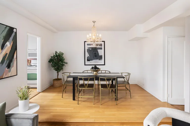 New York City Real Estate | View 263 West End Avenue, 16E | room 2 | View 3