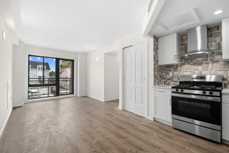 New York City Real Estate | View 214-10 15th Avenue, 2D+P14 | room 1 | View 2