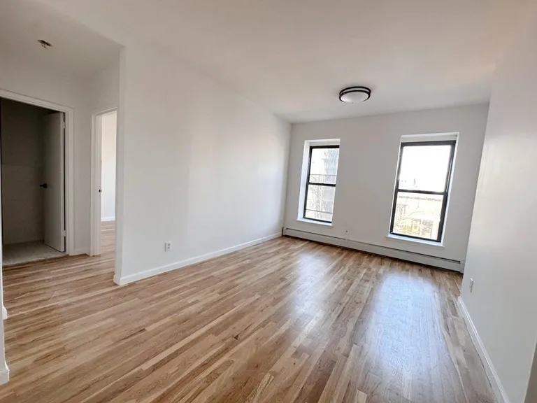 New York City Real Estate | View 194 Macdougal Street | room 1 | View 2