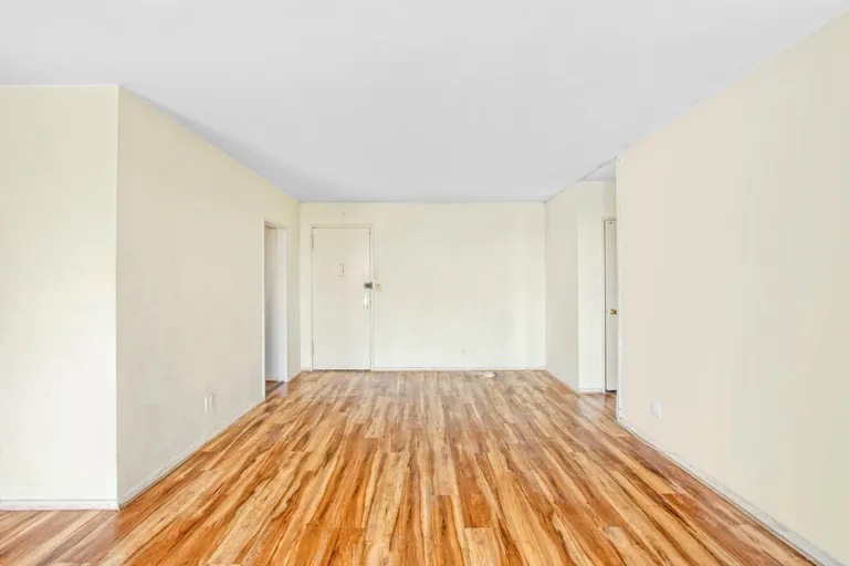 New York City Real Estate | View 2915 West 5th Street, 12A | room 2 | View 3
