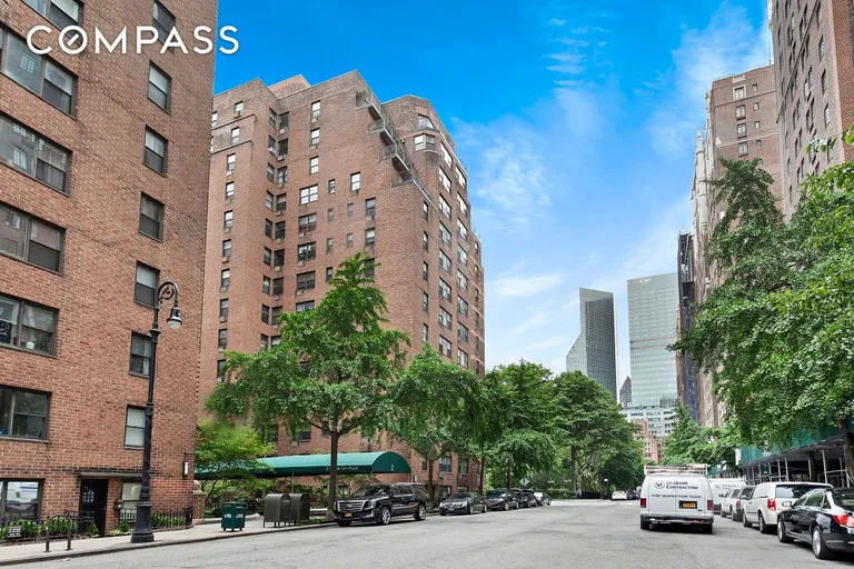 New York City Real Estate | View 2 Tudor City Place, 7FS | room 7 | View 8