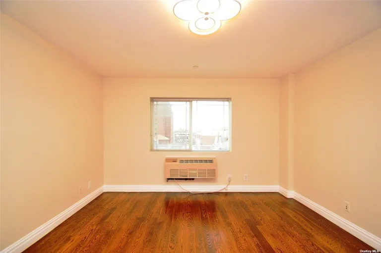 New York City Real Estate | View 69-14 41st Avenue, 401 | room 1 | View 2