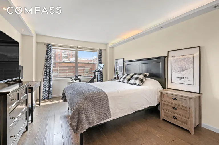 New York City Real Estate | View 70-31 108th Street, 3J | room 5 | View 6