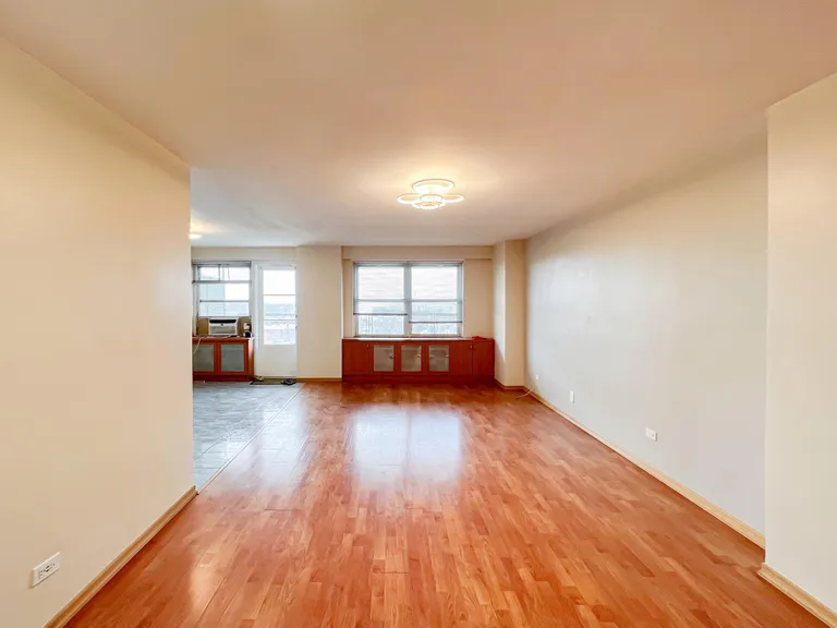 New York City Real Estate | View 1935 Shore Parkway, 6B | room 16 | View 17