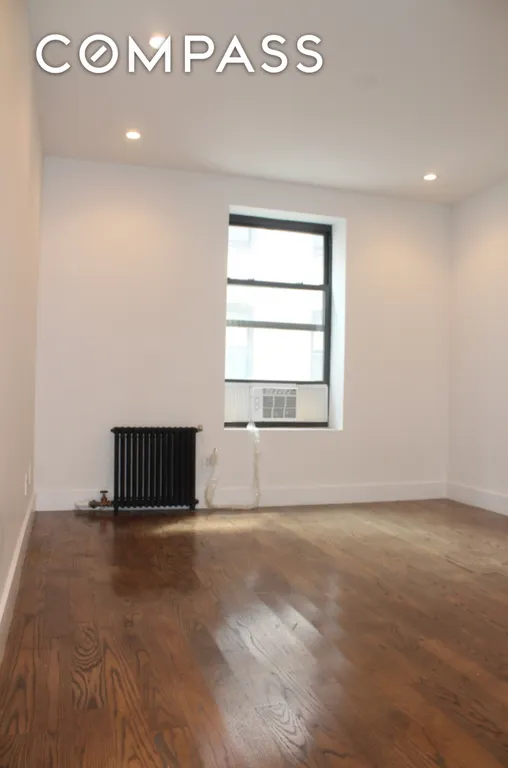 New York City Real Estate | View 17 East 17th Street, B5 | room 10 | View 11