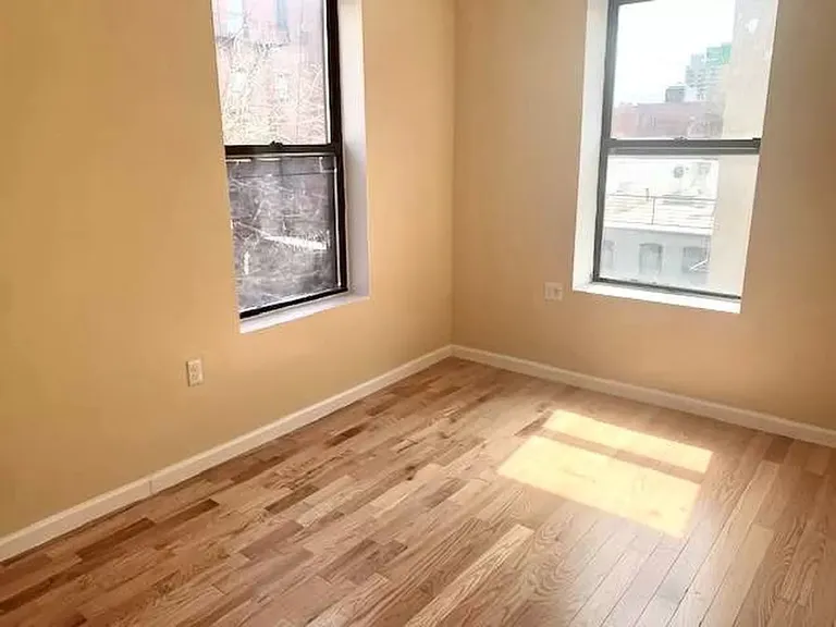 New York City Real Estate | View 552 W 188th St., 42 | room 1 | View 2