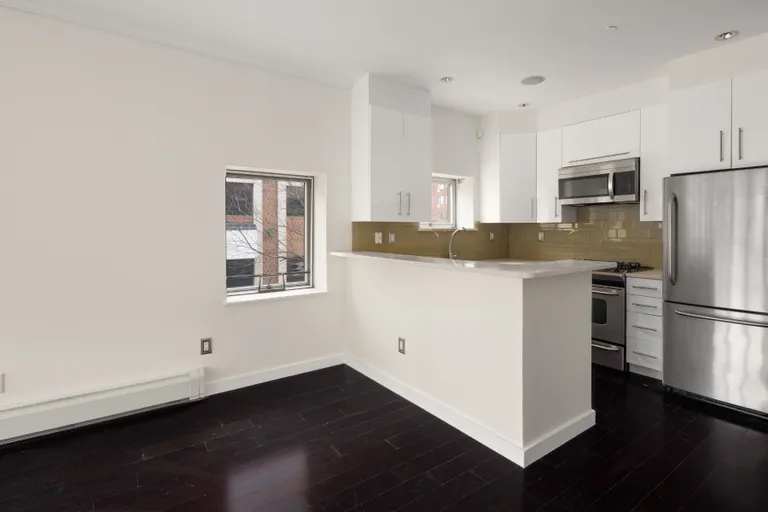 New York City Real Estate | View 10002 Fourth Avenue, 2D | room 4 | View 5
