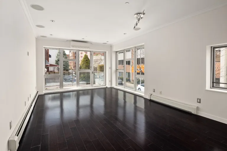 New York City Real Estate | View 10002 Fourth Avenue, 2D | 2 Beds, 2 Baths | View 1