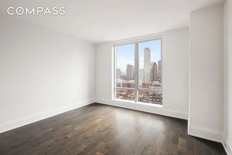 New York City Real Estate | View 50 Riverside Boulevard, 30B | room 11 | View 12