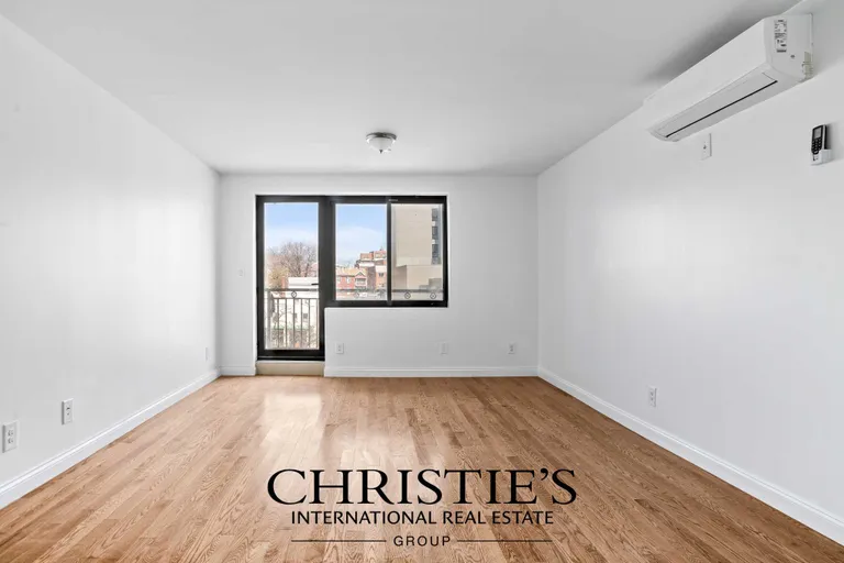 New York City Real Estate | View 70-26 Queens Boulevard, 4A | room 2 | View 3