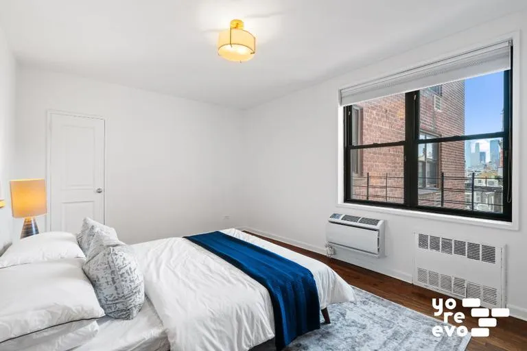 New York City Real Estate | View 100 West 12th Street, 5R | room 4 | View 5