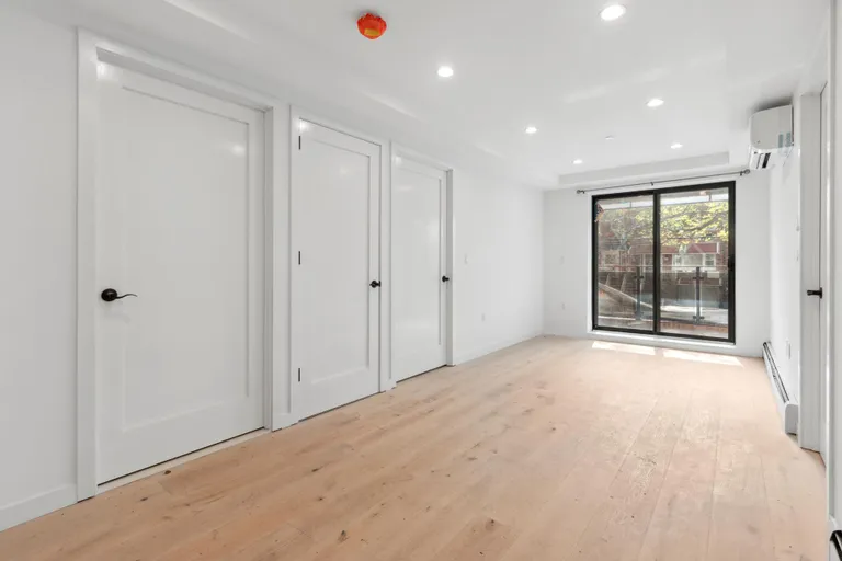 New York City Real Estate | View 1433 East 52nd Street, 2A | room 5 | View 6
