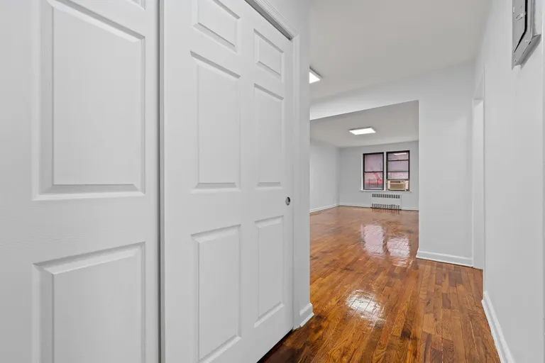 New York City Real Estate | View 37-56 87th Street, 2G | room 6 | View 7