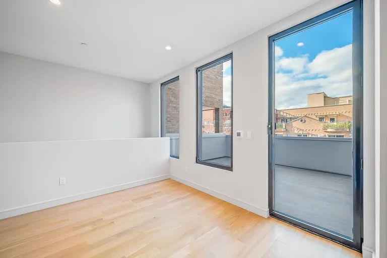 New York City Real Estate | View 30-61 38th Street, 3A | room 3 | View 4