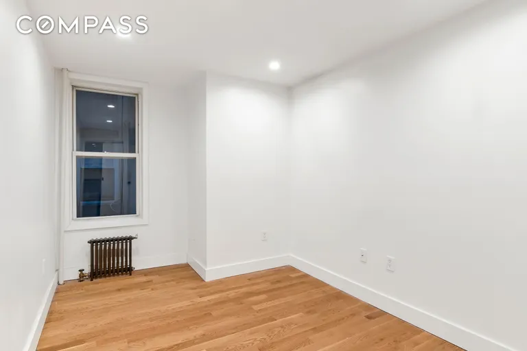 New York City Real Estate | View 53-30 Skillman Avenue, 1R | room 4 | View 5