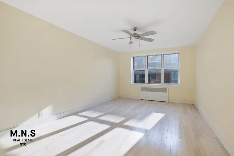 New York City Real Estate | View 231 Brightwater Court, B5 | room 3 | View 4