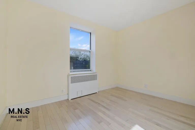 New York City Real Estate | View 231 Brightwater Court, B5 | room 1 | View 2