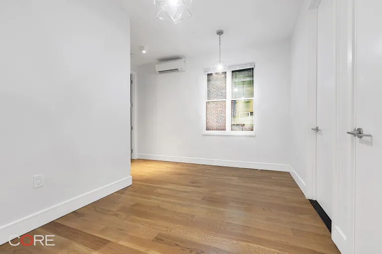 New York City Real Estate | View 26 East 19th Street, 1B | room 2 | View 3