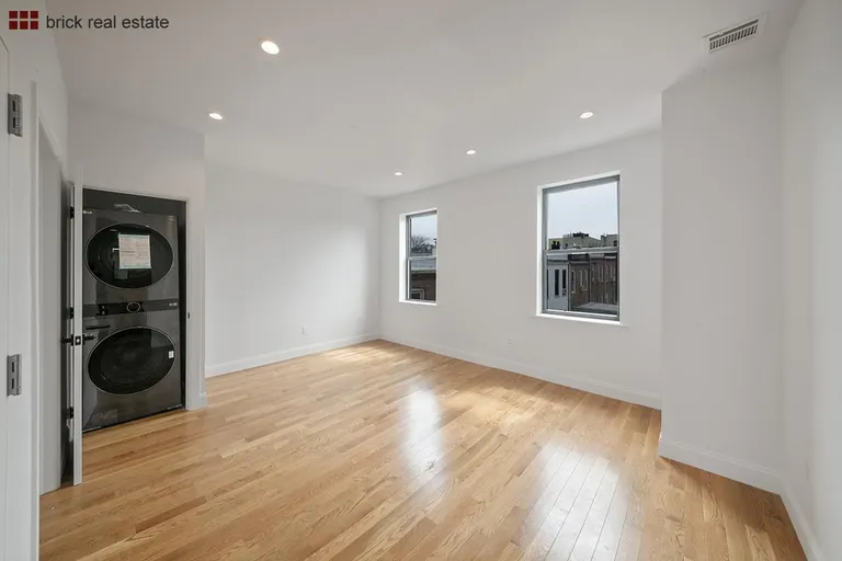 New York City Real Estate | View 18-60 Flushing Avenue | room 1 | View 2