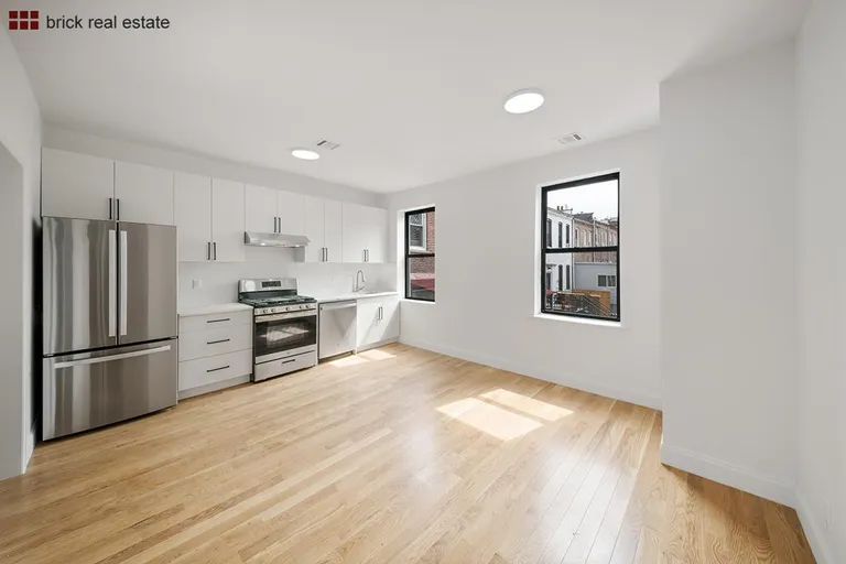 New York City Real Estate | View 18-60 Flushing Avenue | 7 Beds, 4 Baths | View 1