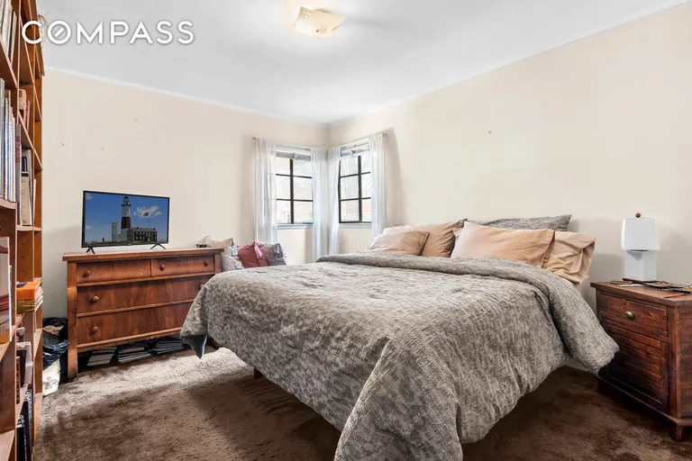 New York City Real Estate | View 46-36 206th Street | room 4 | View 5