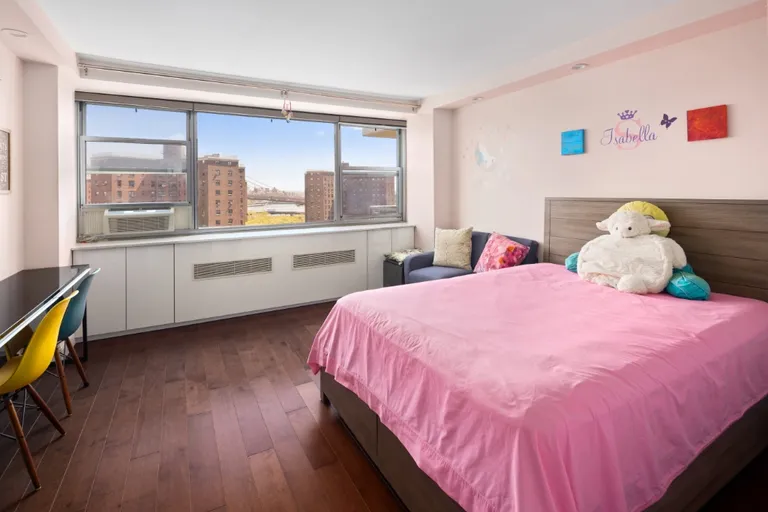 New York City Real Estate | View 185 Park Row, 13F | room 3 | View 4