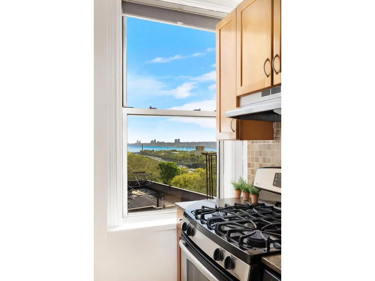 New York City Real Estate | View 725 Riverside Drive, 10G | room 8 | View 9