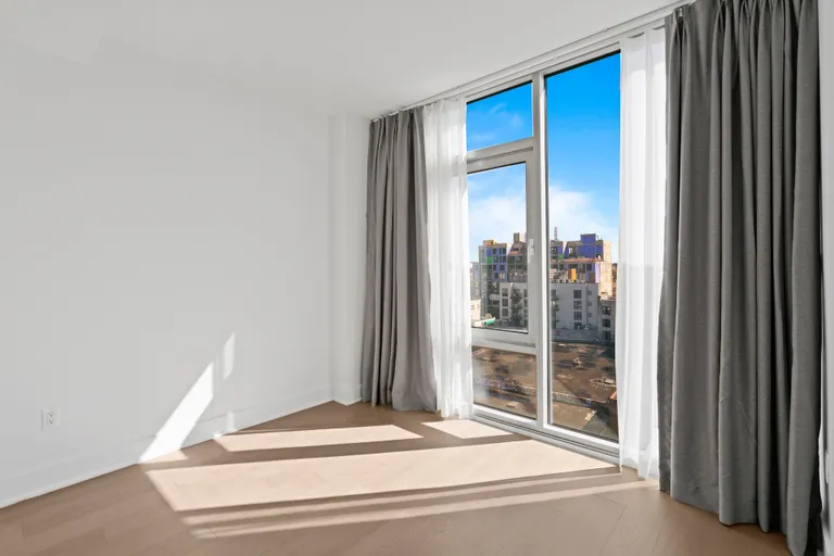 New York City Real Estate | View 50-11 Queens Boulevard, 608 | room 14 | View 15