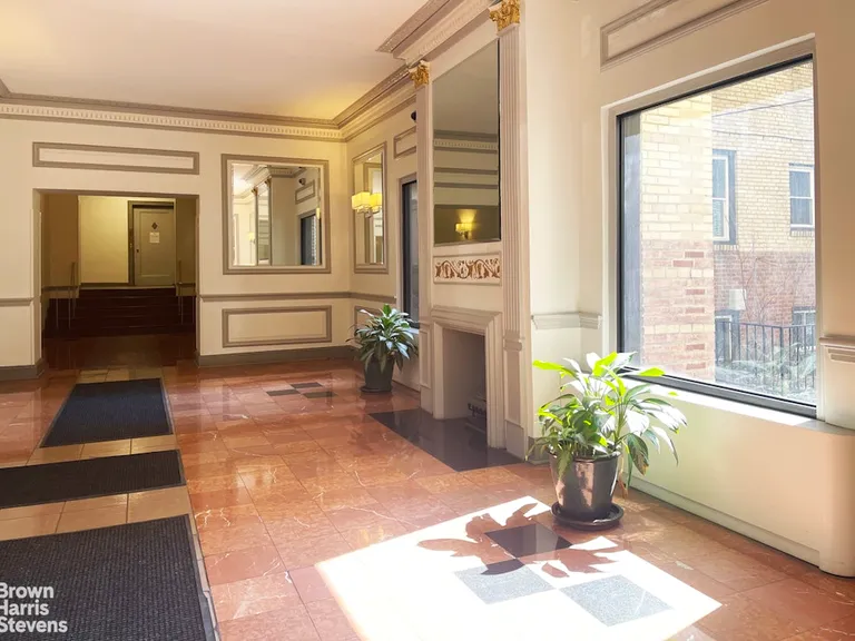 New York City Real Estate | View 85-10 34th Avenue, 521 | room 9 | View 10