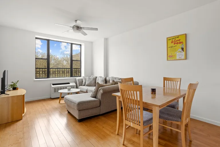 New York City Real Estate | View 504 West 136th Street, 5B | 2 Beds, 2 Baths | View 1