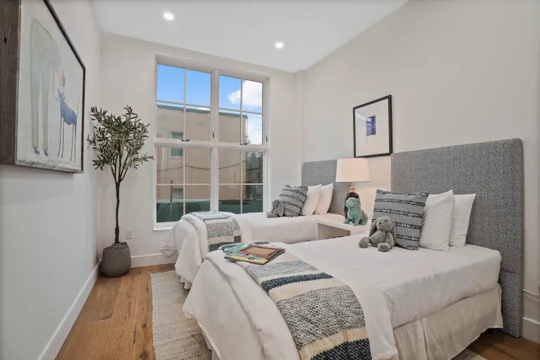 New York City Real Estate | View 1712 10th Avenue, 2F | room 17 | View 18