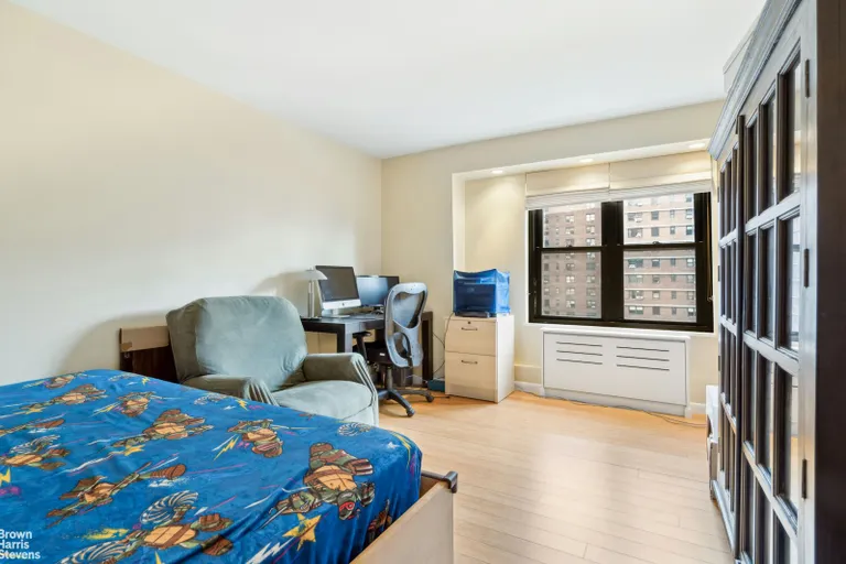 New York City Real Estate | View 212 East Broadway G901, G901 | room 7 | View 8