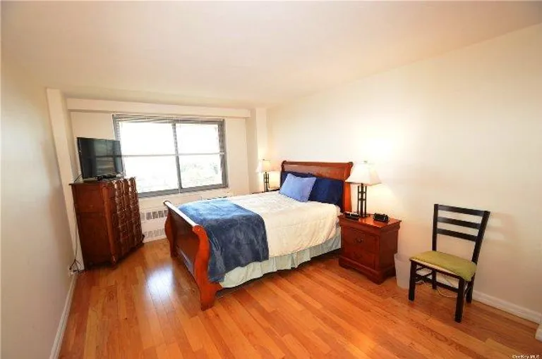 New York City Real Estate | View 220-55 46th Avenue 12-K, 12K | room 6 | View 7