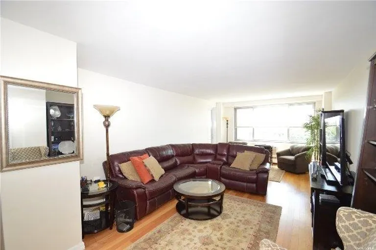 New York City Real Estate | View 220-55 46th Avenue 12-K, 12K | room 1 | View 2