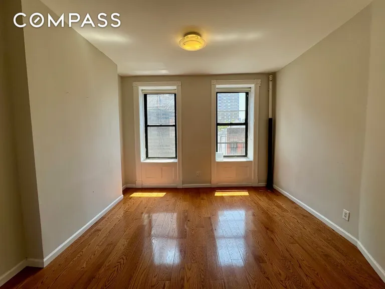 New York City Real Estate | View 349 West 44th Street 5Fe, 5FE | room 1 | View 2