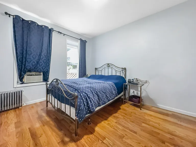 New York City Real Estate | View 125 Chester Ave | room 16 | View 17