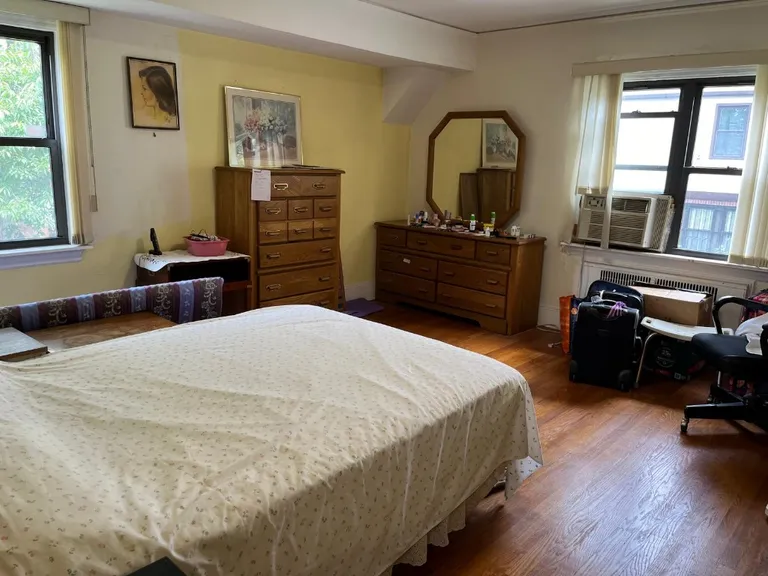 New York City Real Estate | View 182-19 Henley Road | room 15 | View 16