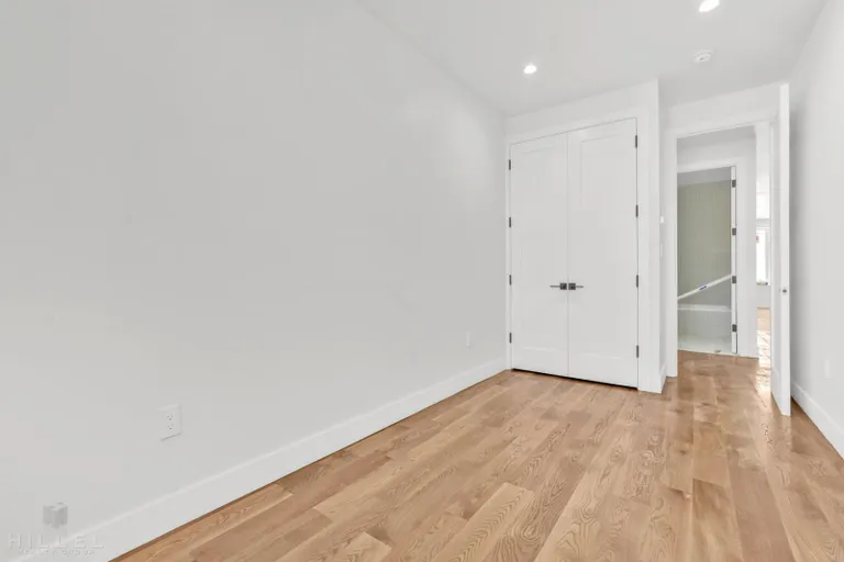 New York City Real Estate | View 1647 Hancock Street | room 3 | View 4