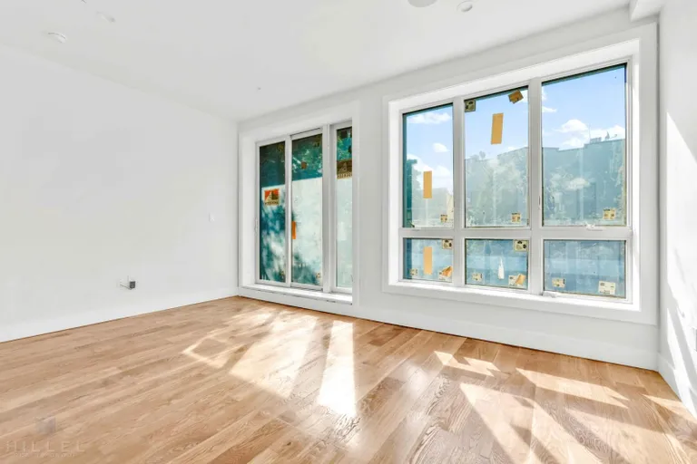 New York City Real Estate | View 1647 Hancock Street | room 1 | View 2