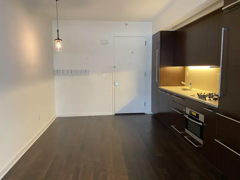 New York City Real Estate | View 340 East 23rd Street, 4H | room 1 | View 2