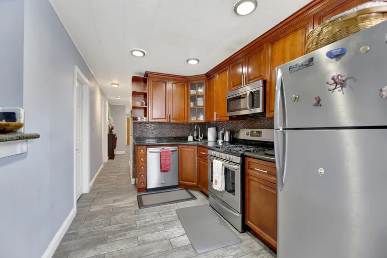 New York City Real Estate | View 21-06 Rene Court | room 8 | View 10