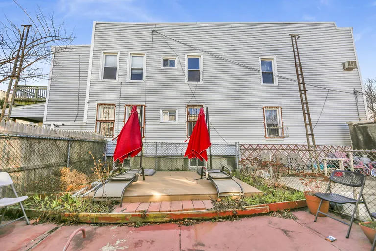 New York City Real Estate | View 21-06 Rene Court | room 23 | View 25