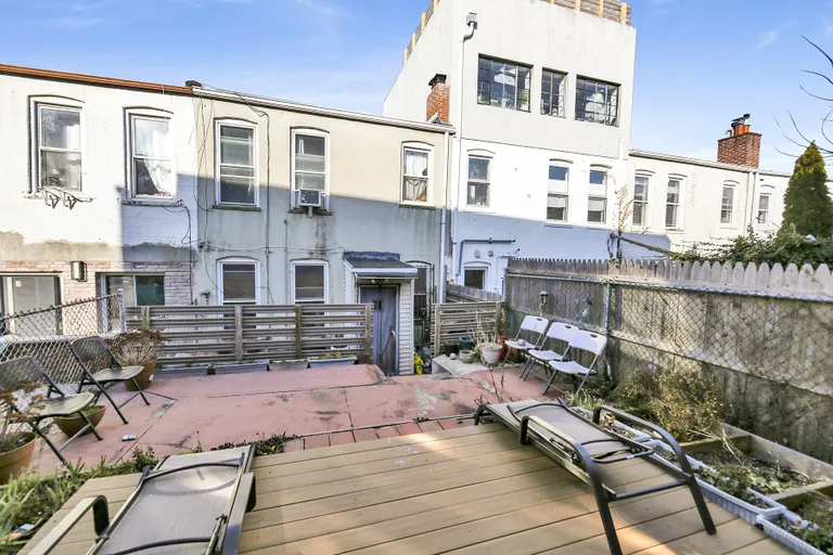 New York City Real Estate | View 21-06 Rene Court | room 22 | View 24