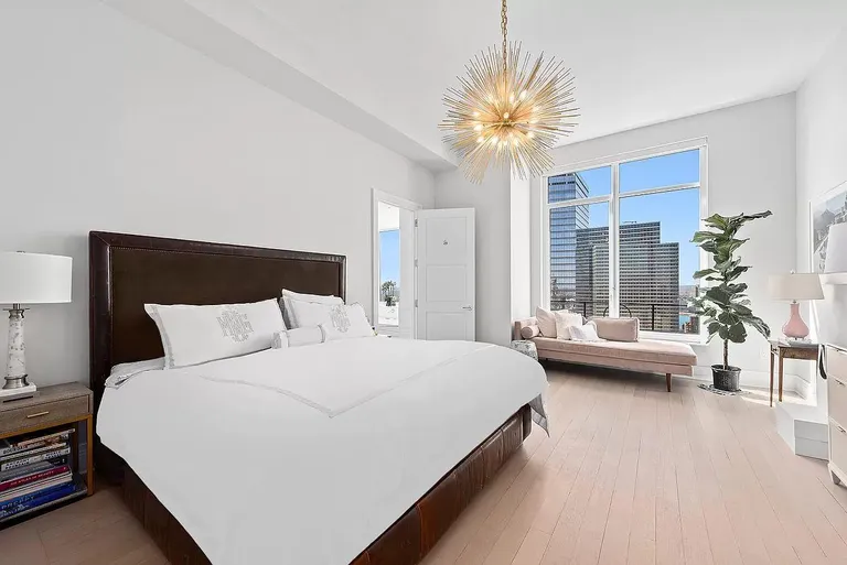 New York City Real Estate | View 30 Park Place, 47A | room 6 | View 7